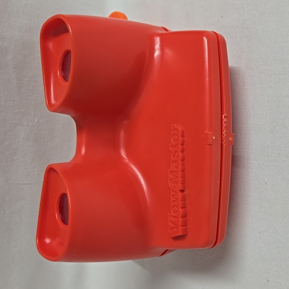 Red View-Master 3D Viewer 1998 Fisher-Price Toy Good Working Condition - Picture 15 of 17